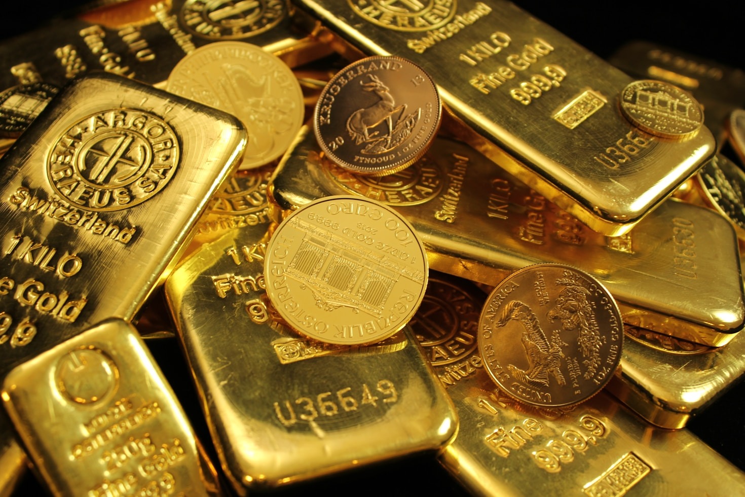 Combining Digital Convenience with Gold’s Security